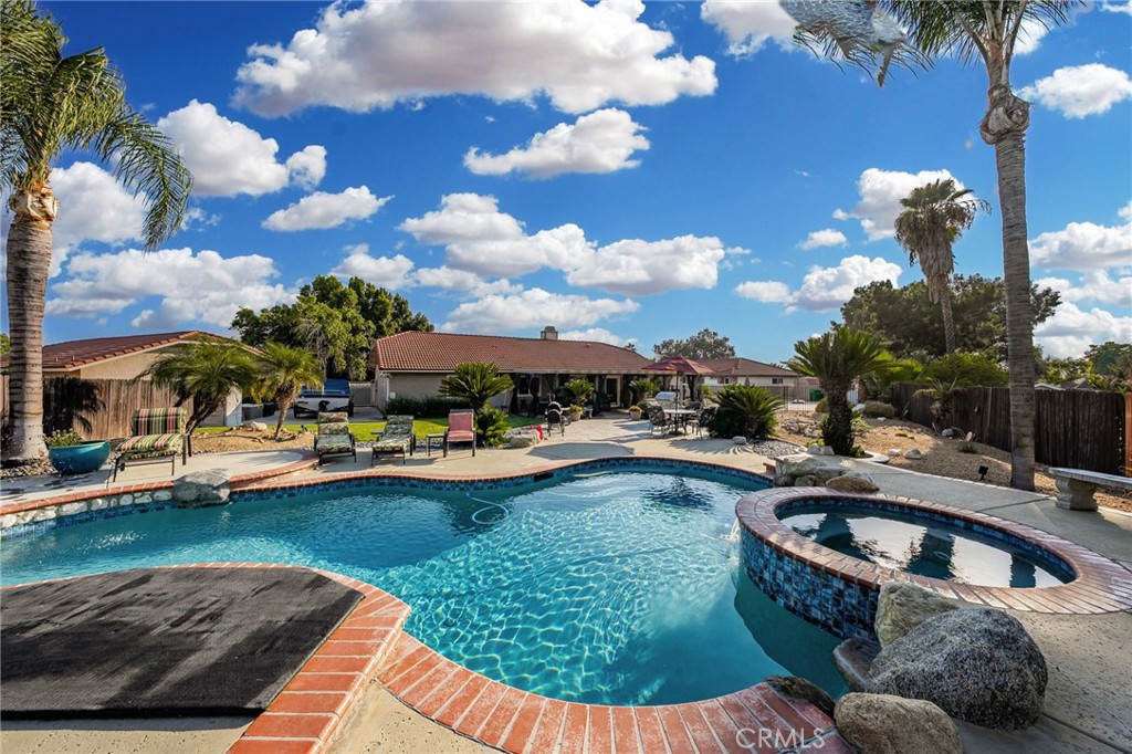 12409 Foxhound Circle