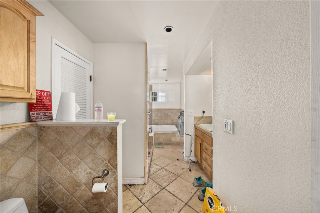 2809 Richmond Street