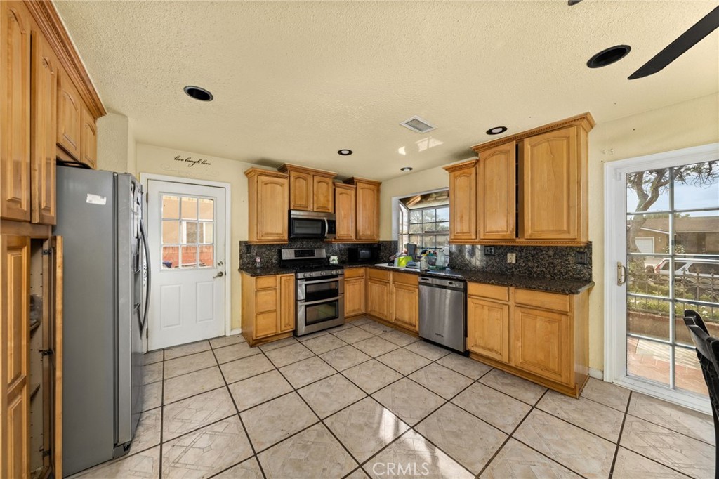 2809 Richmond Street