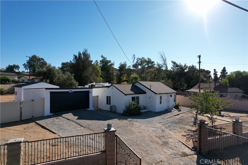 6980 Jurupa Road