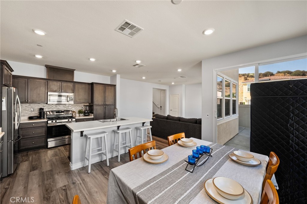 17181 Gray Pine Place