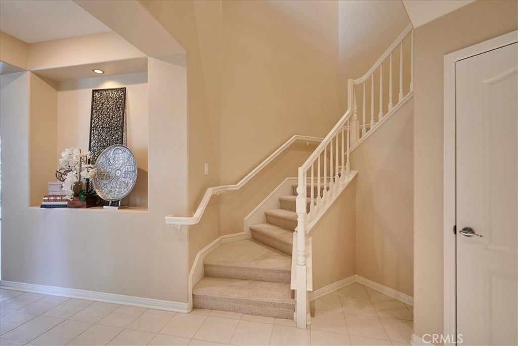 1524 Upland Hills Drive S