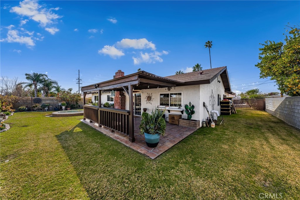 9657 Palmetto Avenue