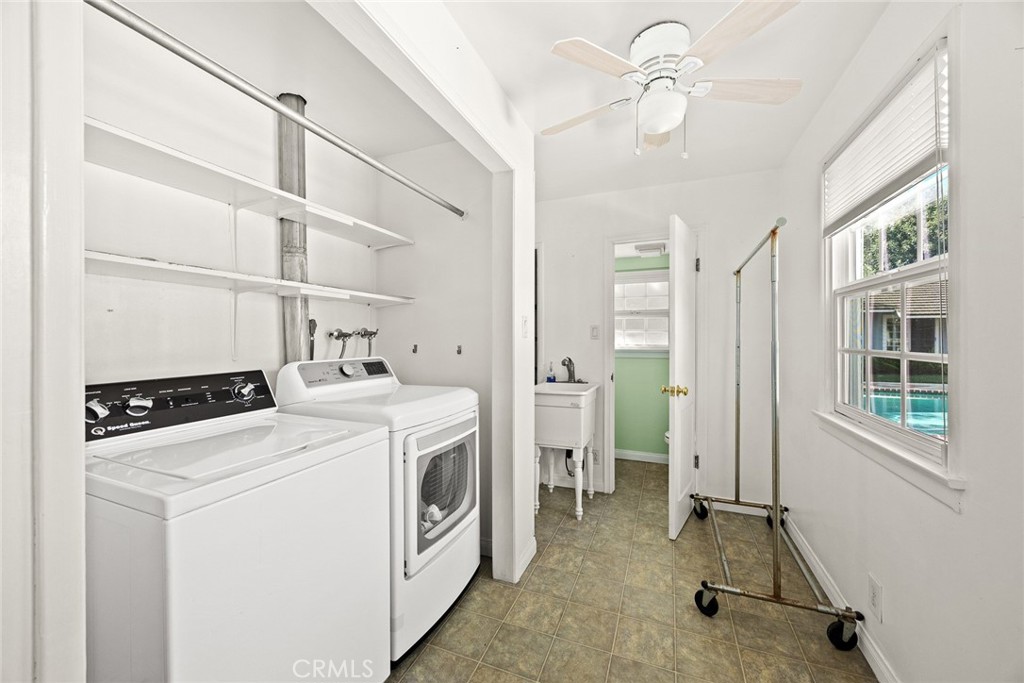 2341 S Buenos Aires Drive