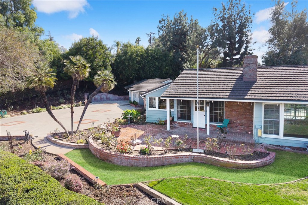 2341 S Buenos Aires Drive