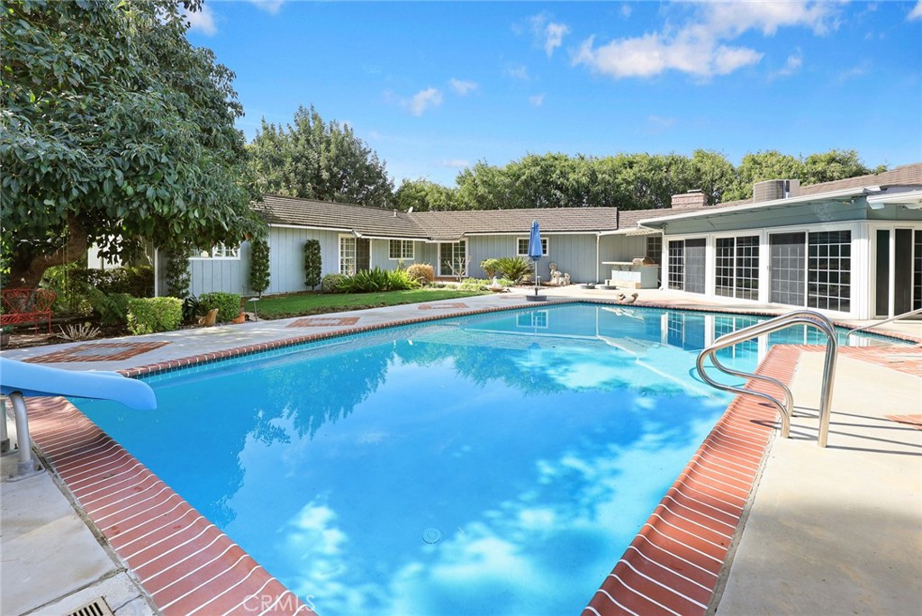 2341 S Buenos Aires Drive