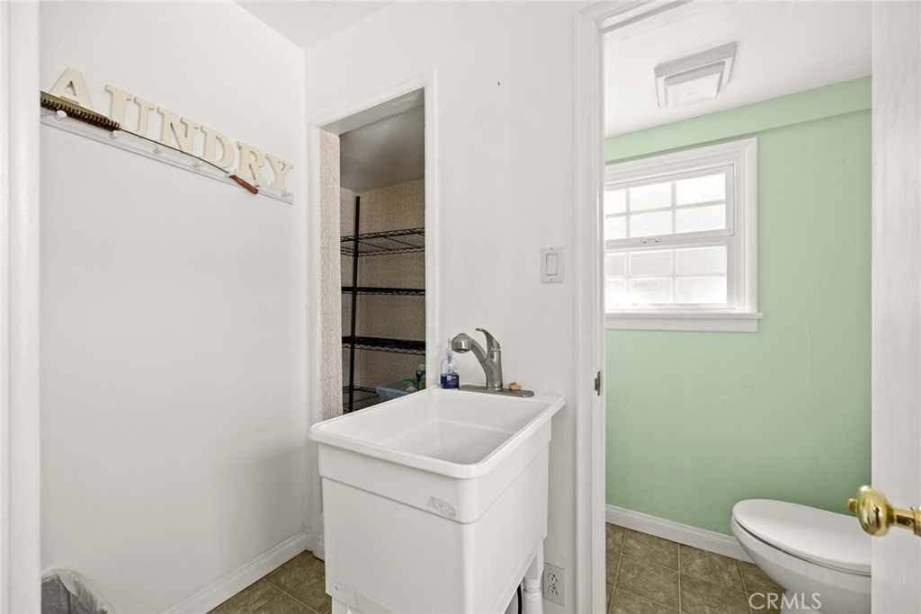 2341 S Buenos Aires Drive