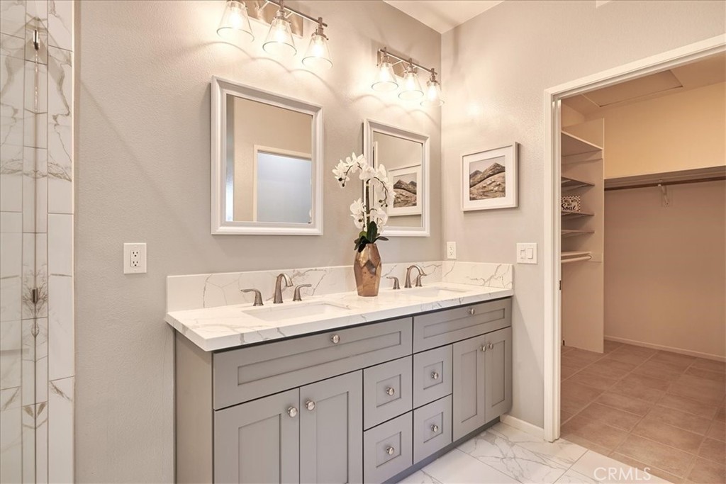 2847 Thoroughbred Street