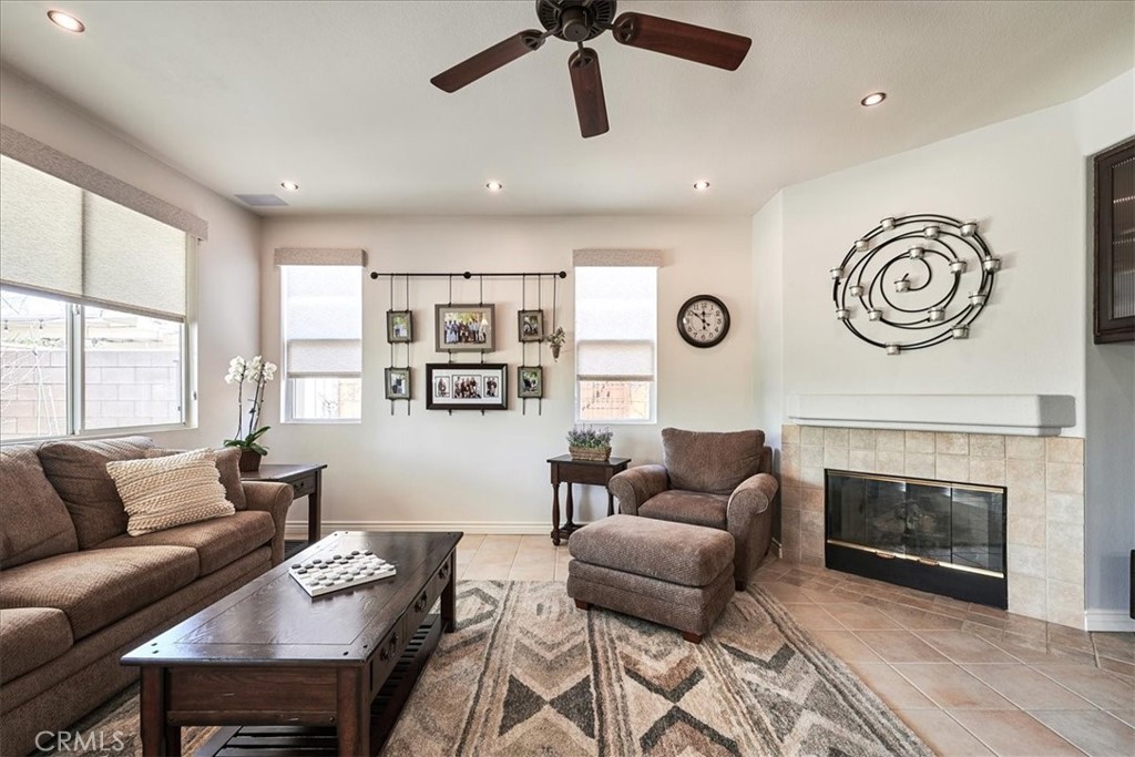 2847 Thoroughbred Street