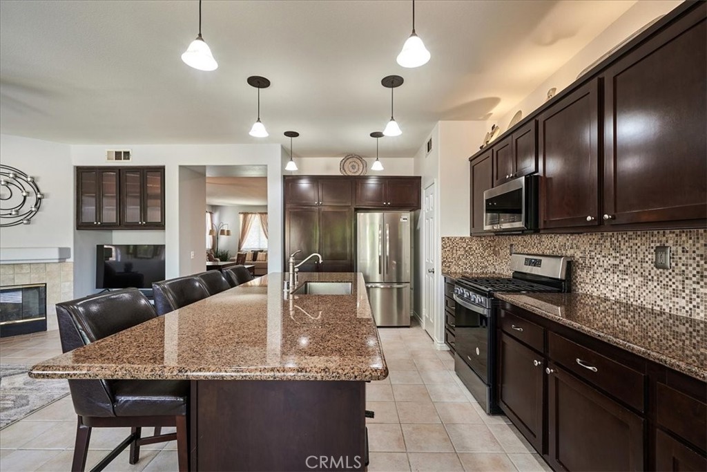 2847 Thoroughbred Street