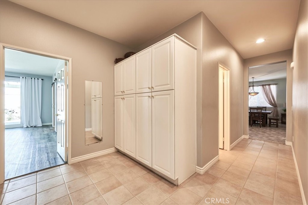 2847 Thoroughbred Street