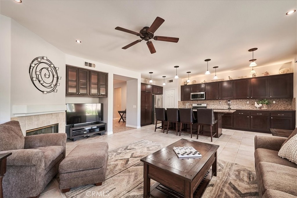 2847 Thoroughbred Street