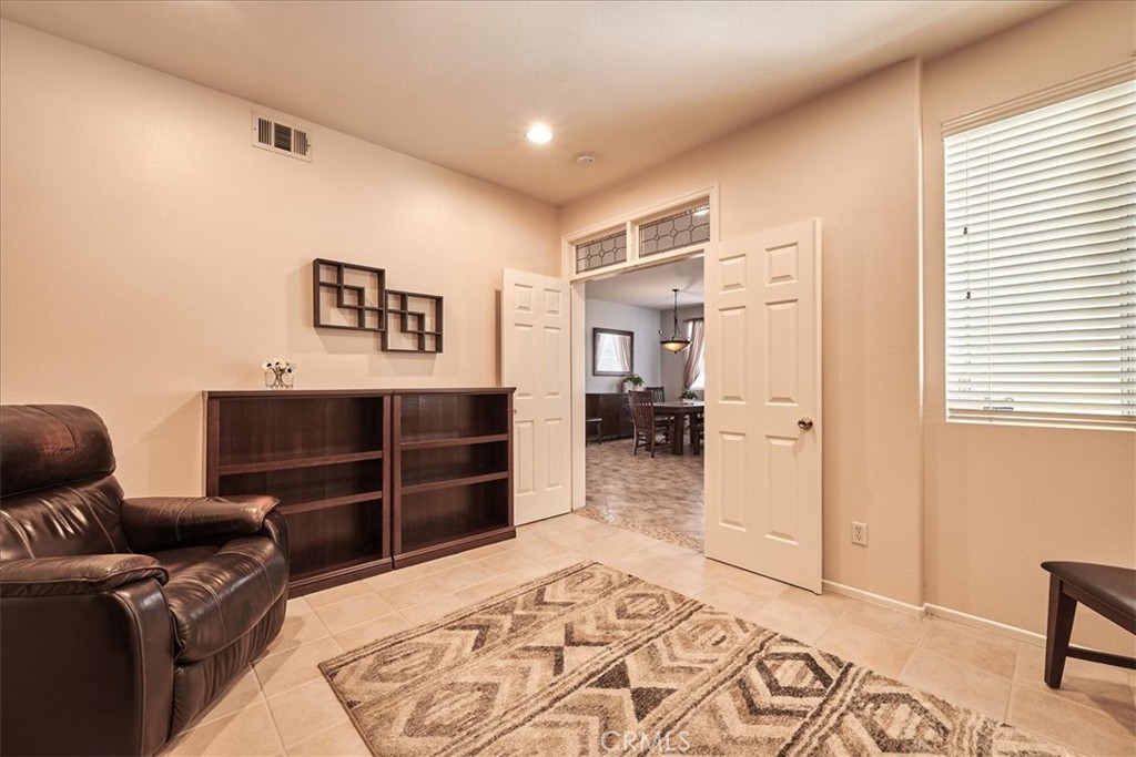 2847 Thoroughbred Street