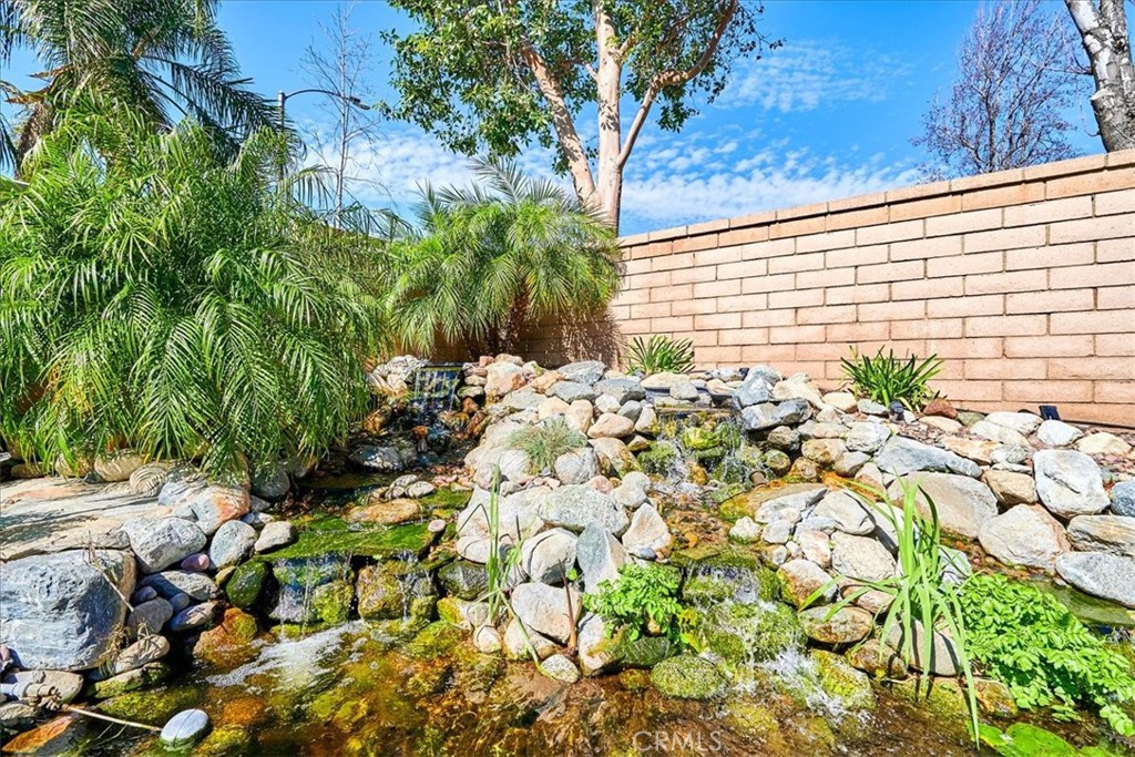 2847 Thoroughbred Street