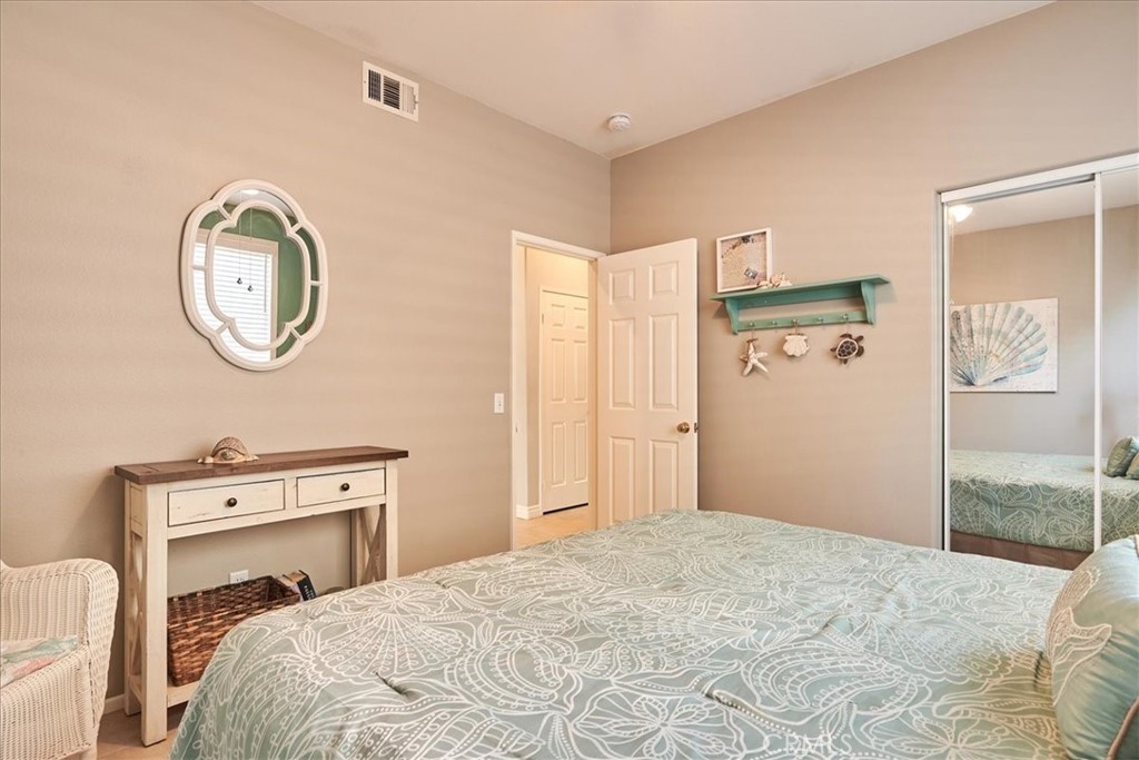 2847 Thoroughbred Street