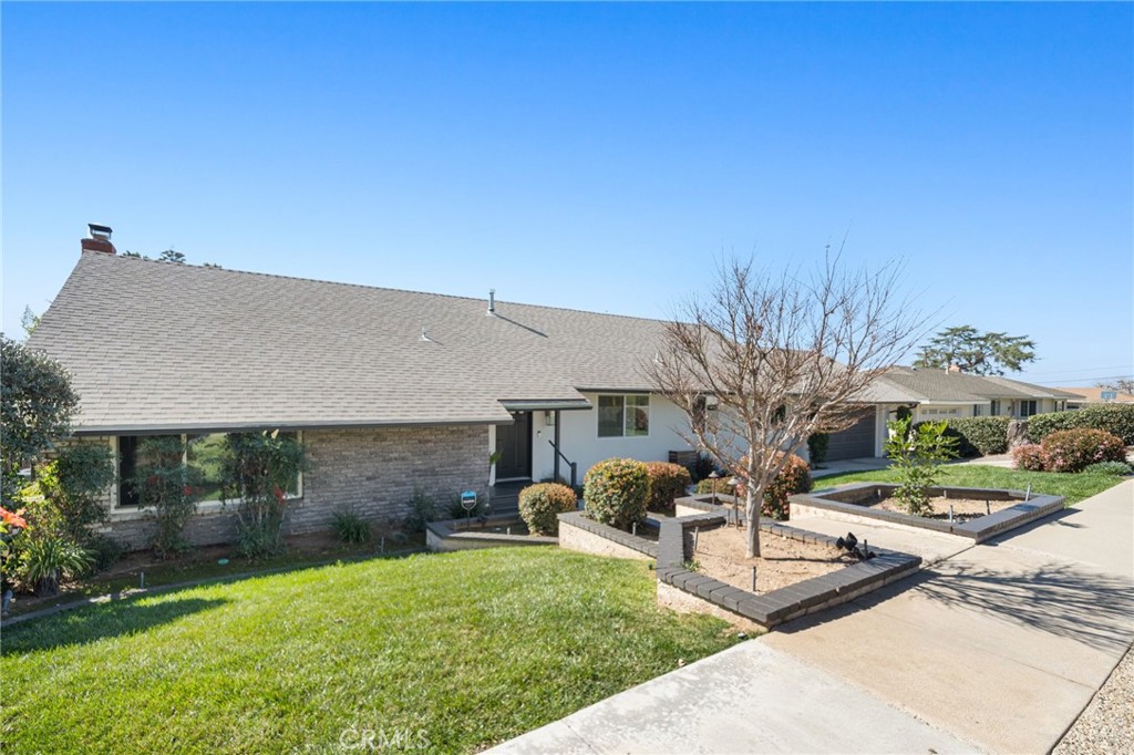 640 Woodcrest Avenue