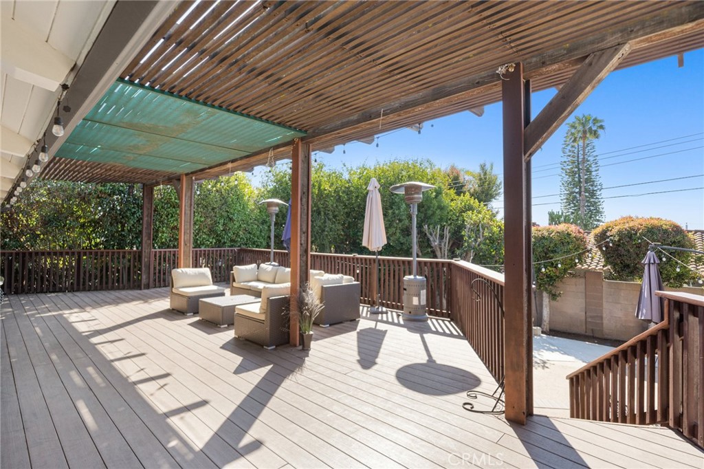 640 Woodcrest Avenue