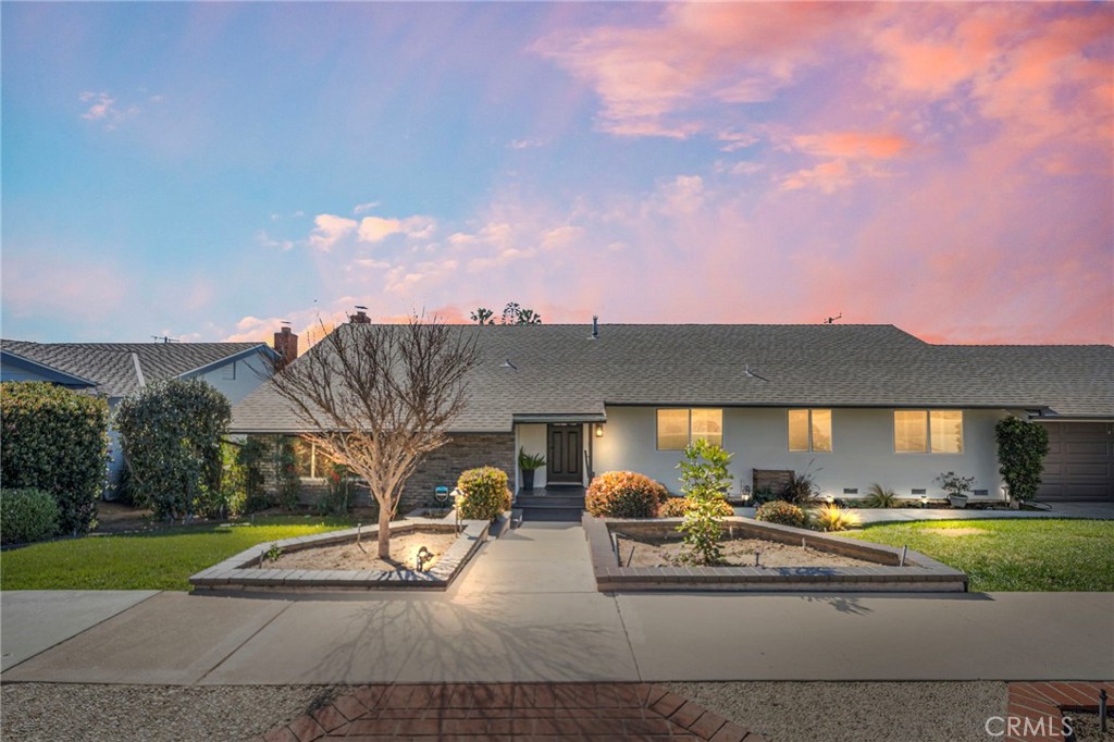 640 Woodcrest Avenue