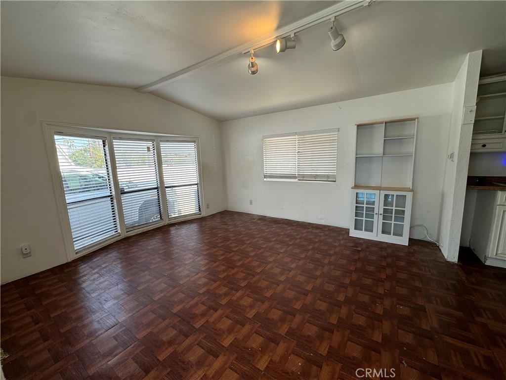 327 W Wilson Street 108