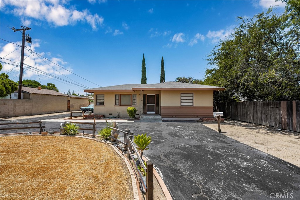 150 W Juanita Avenue