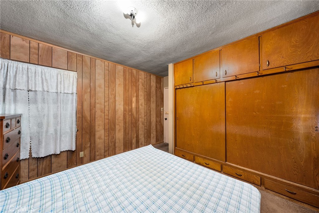 150 W Juanita Avenue