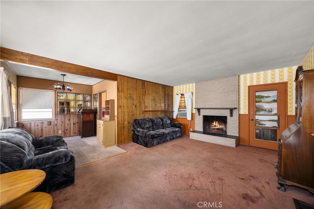 150 W Juanita Avenue