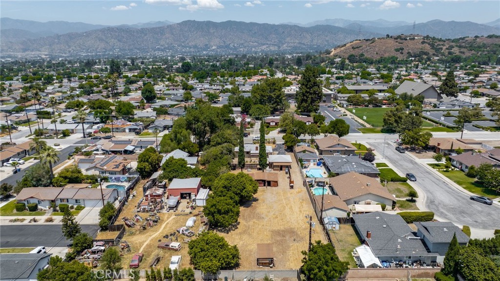 150 W Juanita Avenue