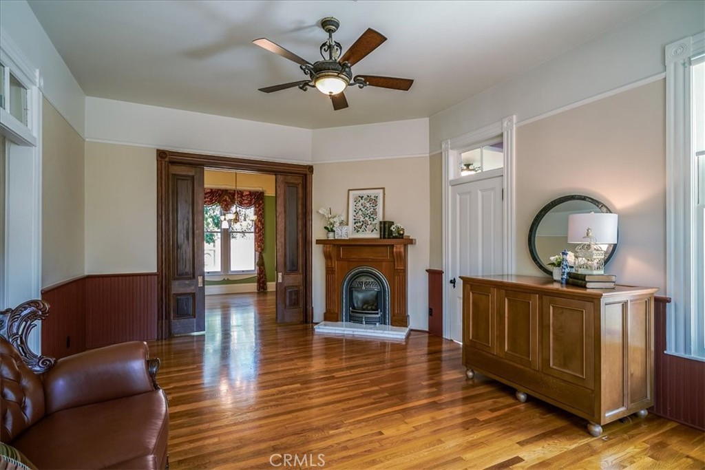 1007 N Euclid Avenue