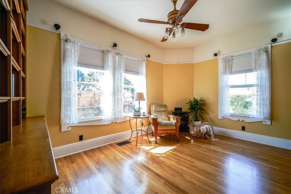 1007 N Euclid Avenue