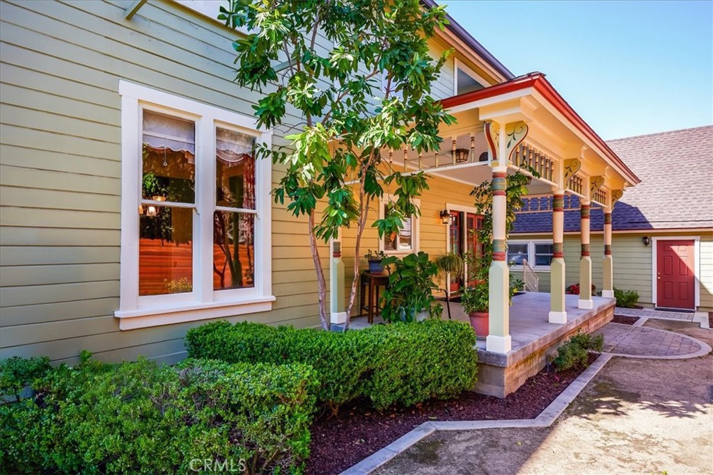 1007 N Euclid Avenue