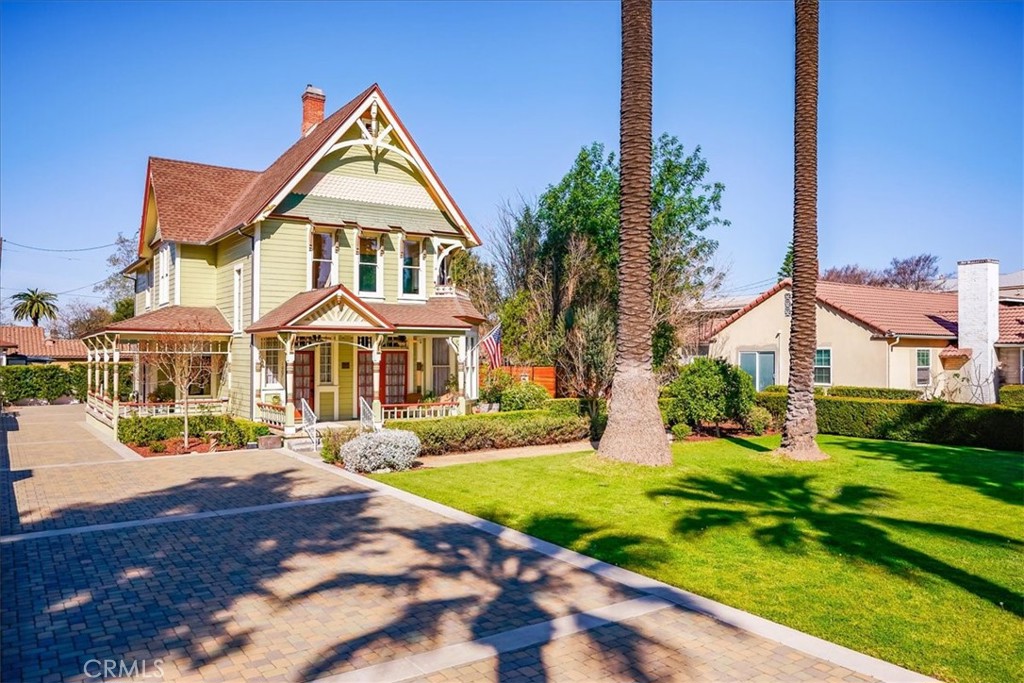 1007 N Euclid Avenue