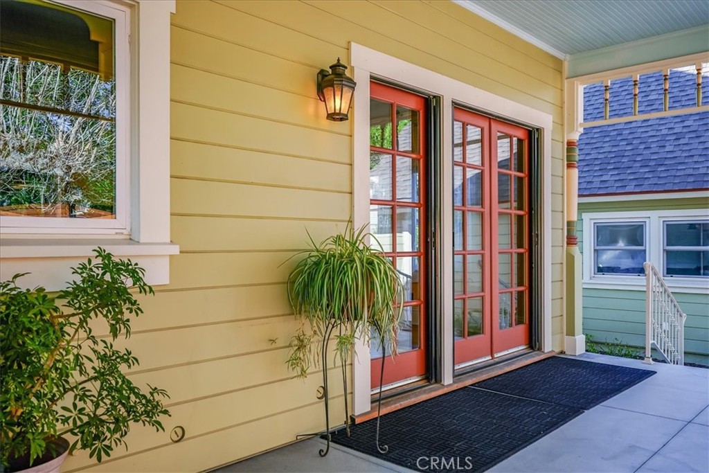 1007 N Euclid Avenue