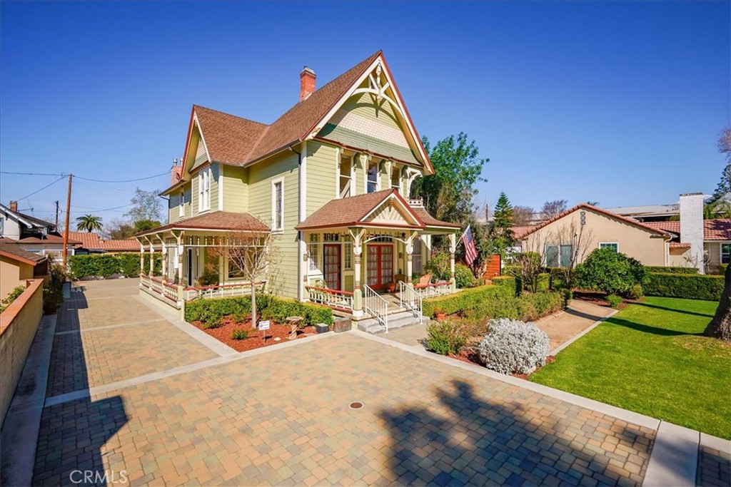 1007 N Euclid Avenue