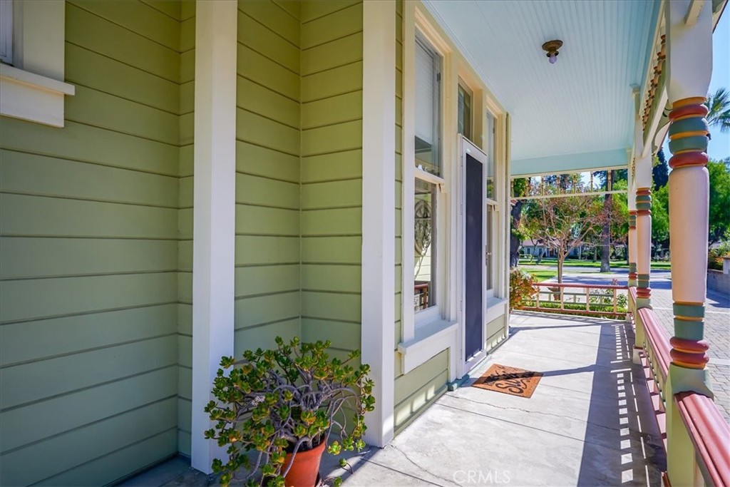 1007 N Euclid Avenue