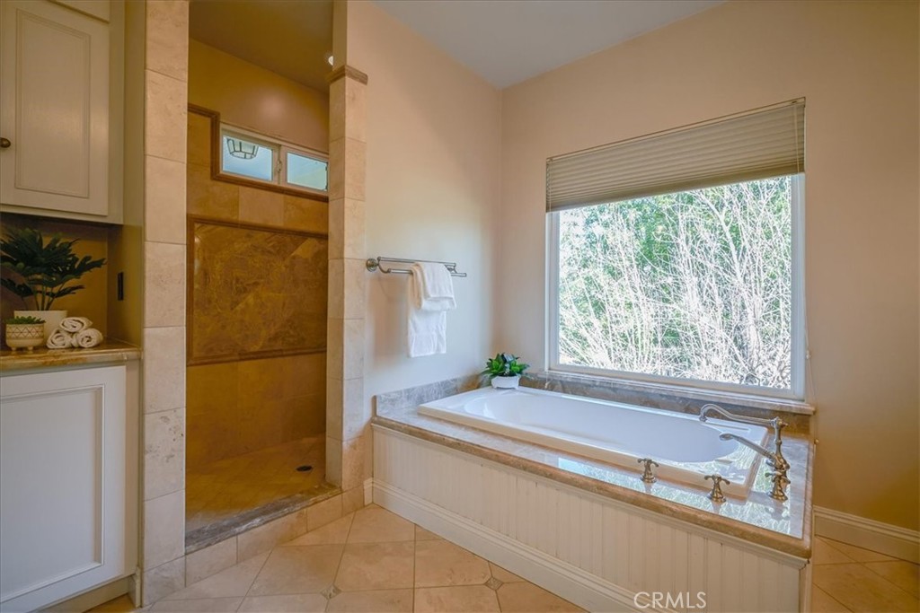 1007 N Euclid Avenue