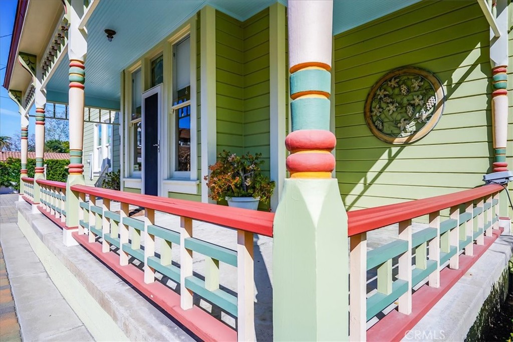 1007 N Euclid Avenue