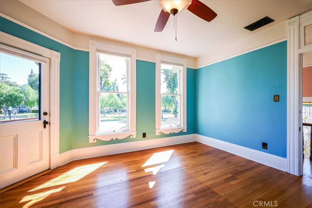 1007 N Euclid Avenue