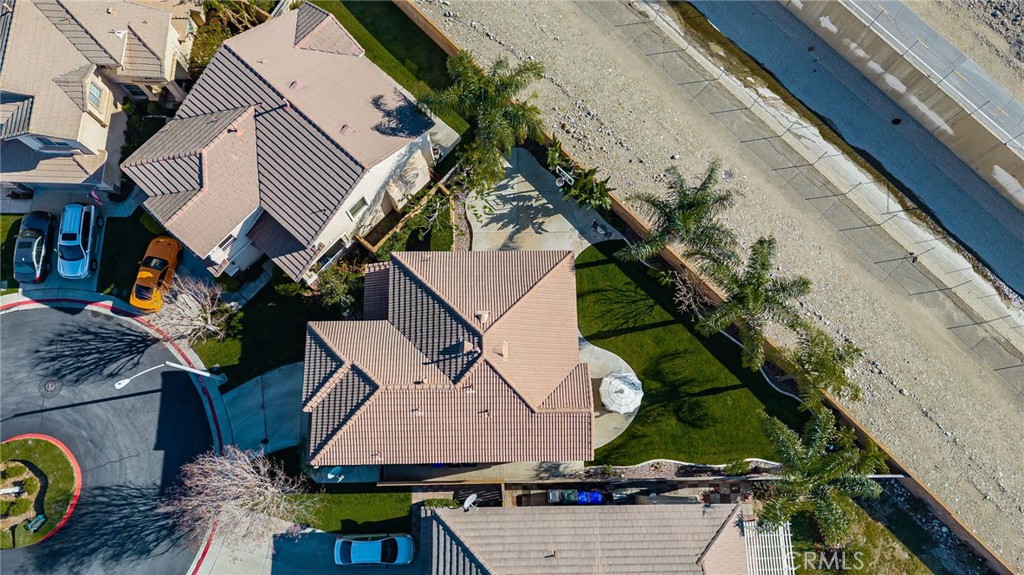 8765 Grand Oaks Court