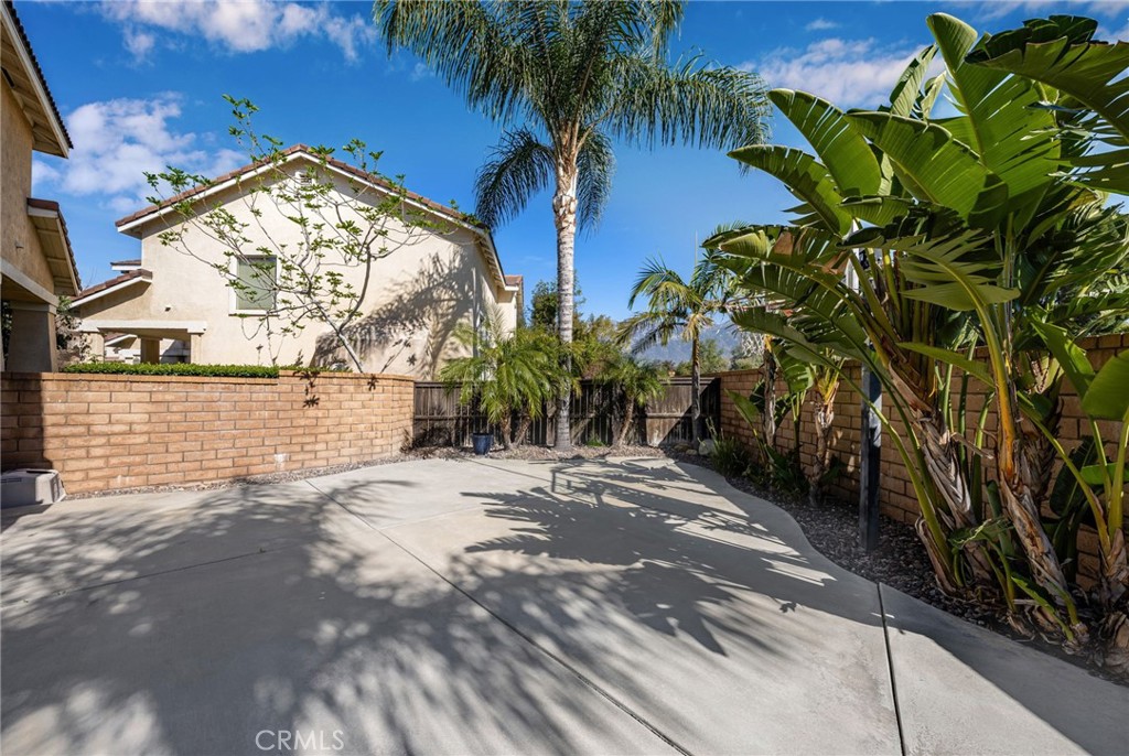 8765 Grand Oaks Court