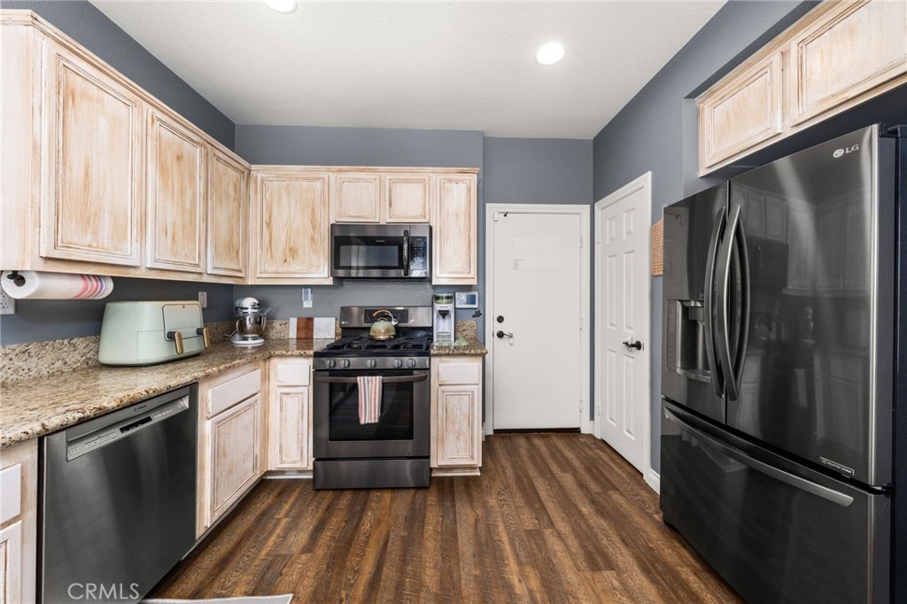 8765 Grand Oaks Court