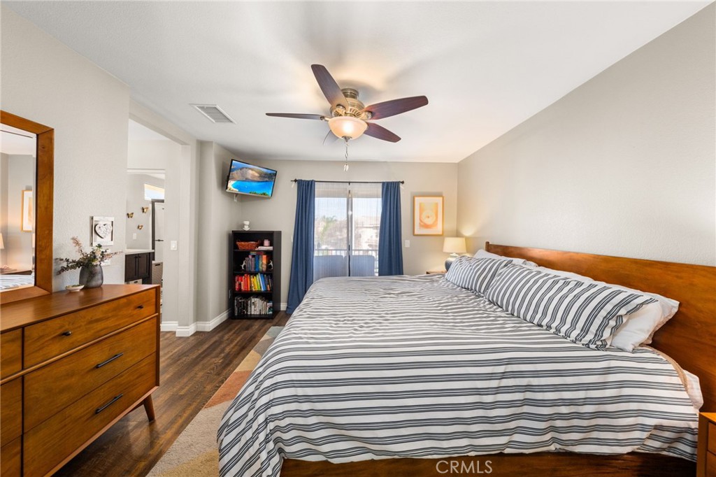 8765 Grand Oaks Court