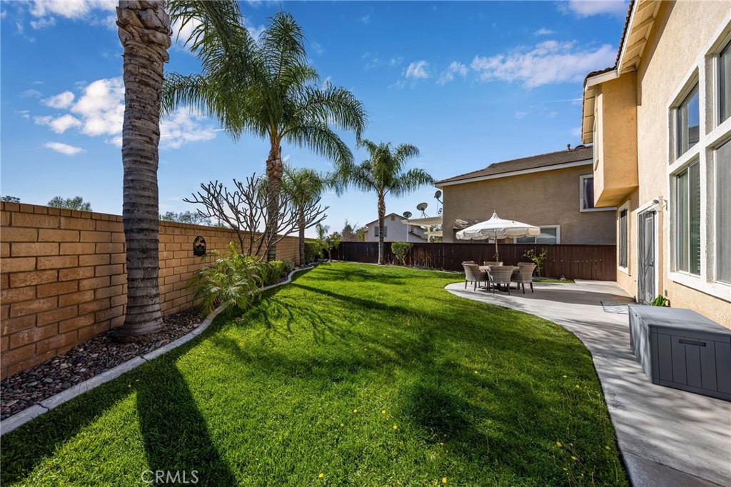 8765 Grand Oaks Court