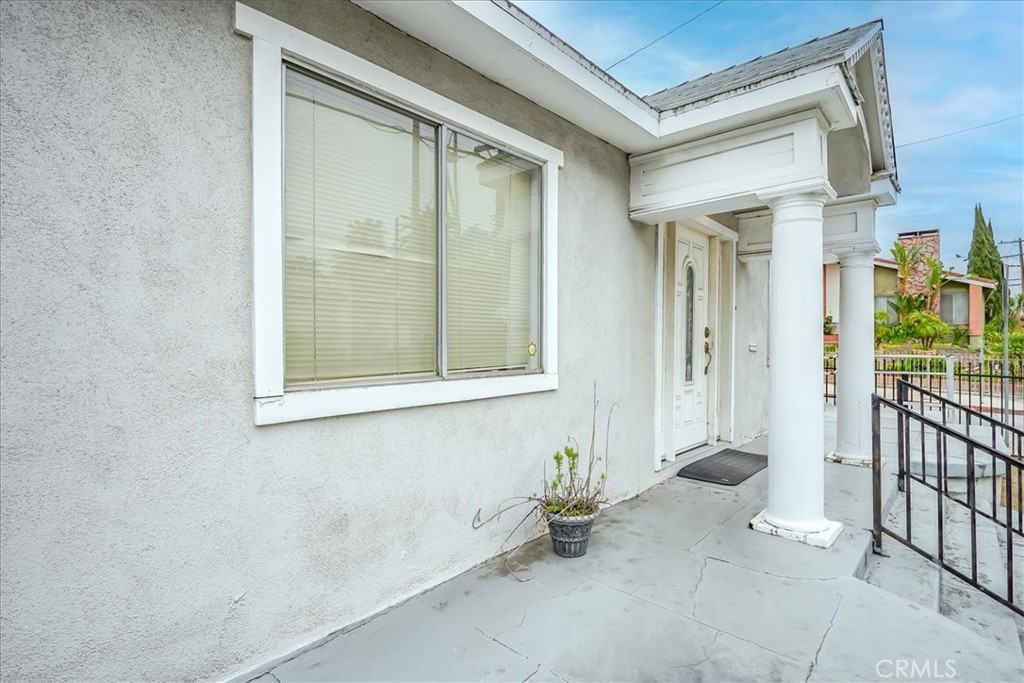 5651 Franklin Avenue