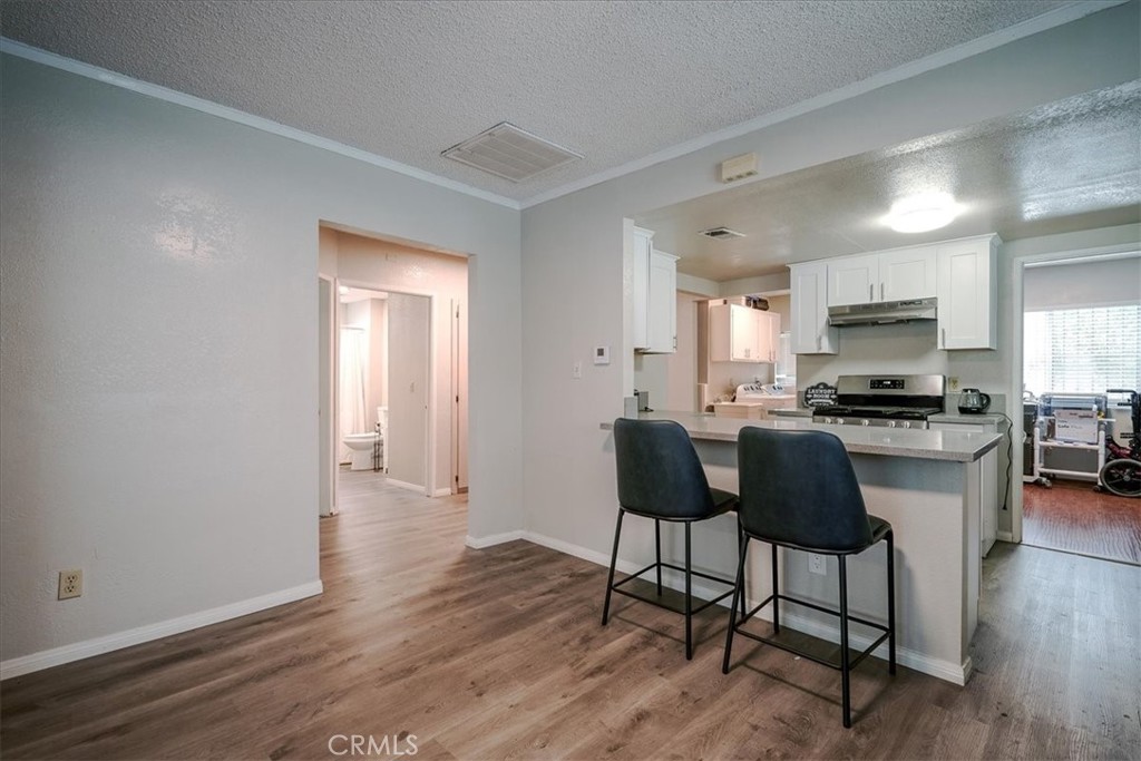 5651 Franklin Avenue