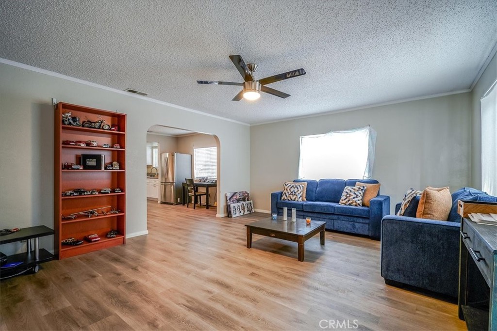 5651 Franklin Avenue