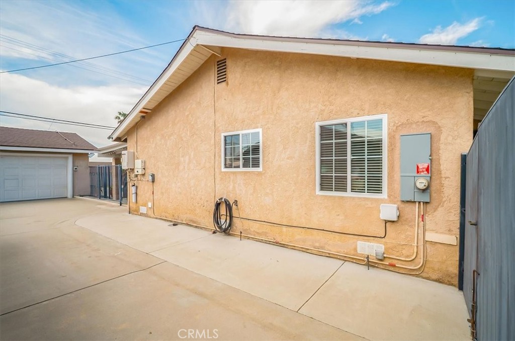 9535 Palo Alto Street