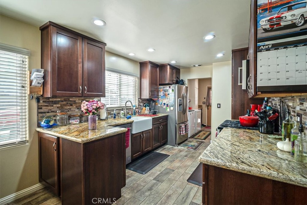 9535 Palo Alto Street