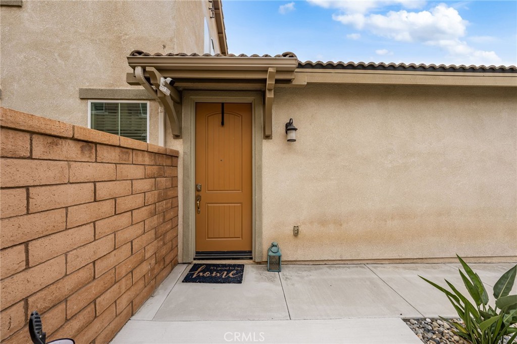 3693 S Grower Avenue