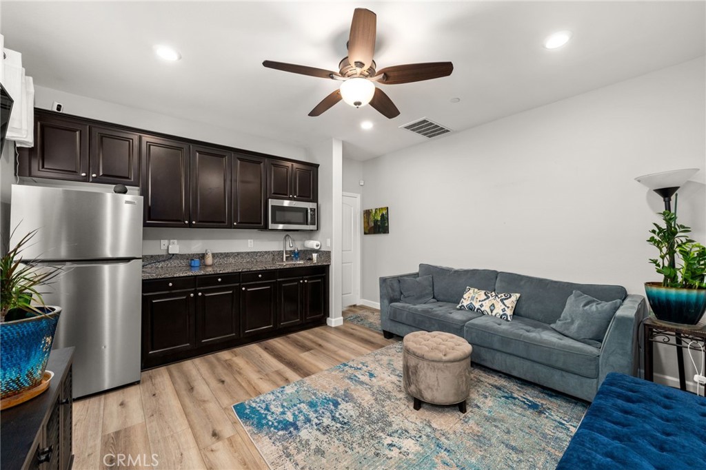 3693 S Grower Avenue