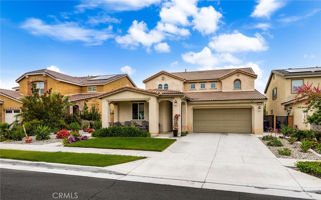 3693 S Grower Avenue